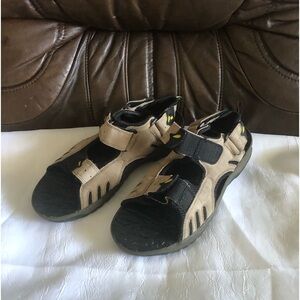 Faded Glory leather men’s sandals, size 11